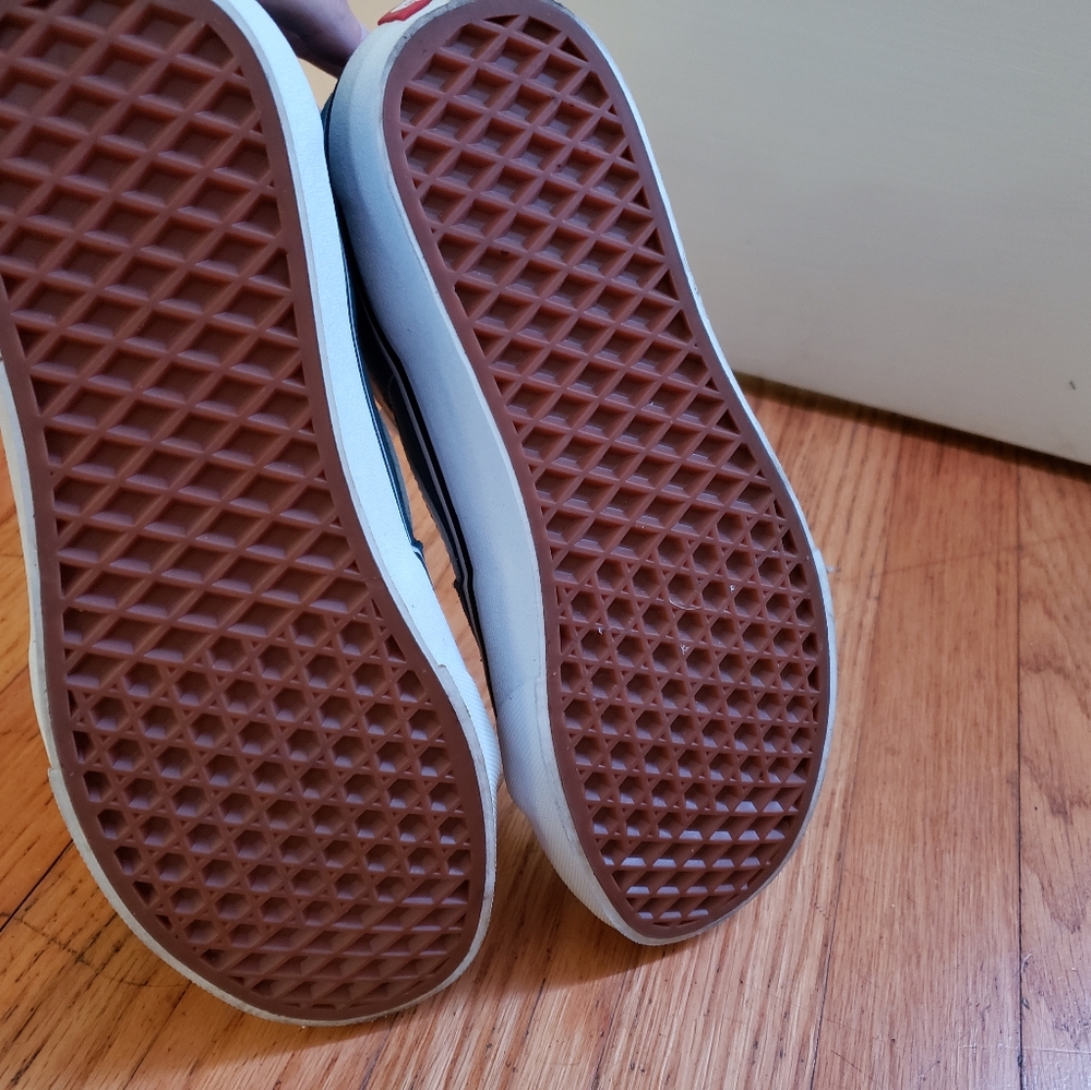 Woman's Vans - Picture 4 of 5
